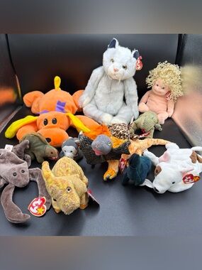 Huge Lot Of 12 Vintage Ty Beanie Babies